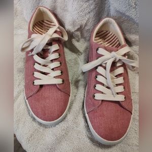 Taos Women's Sneakers